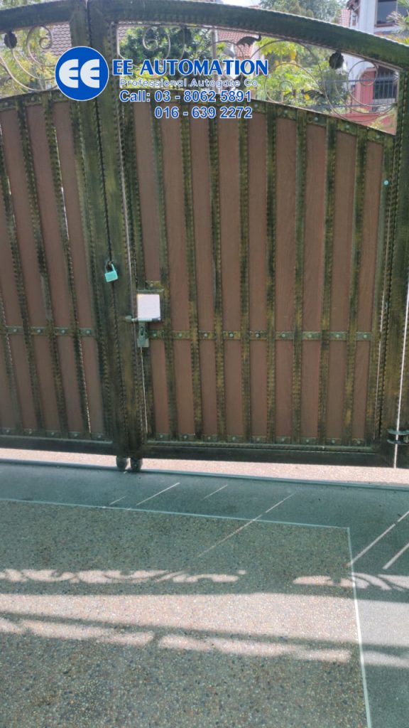 Folding Auto Gate Services Bukit Jelutong