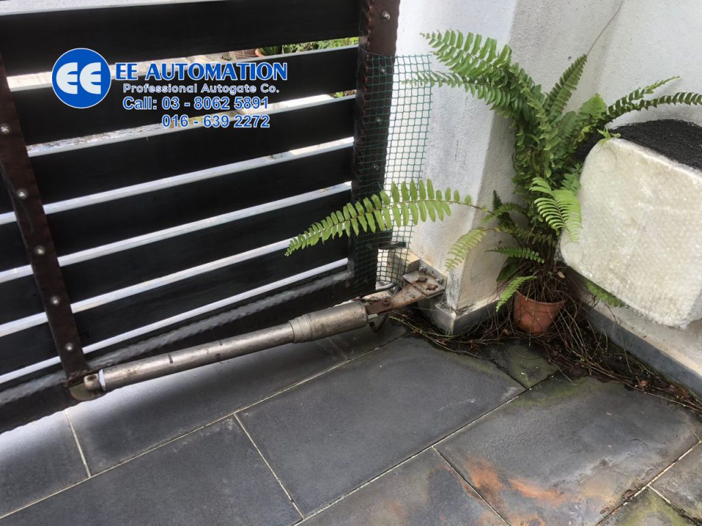 Tronica Swing Arm Autogate Klang